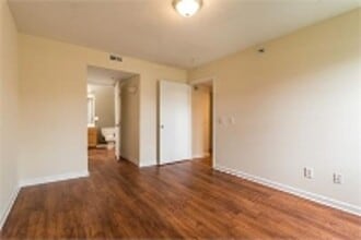 111 Park Hill Ln in Mount Washington, KY - Building Photo - Building Photo