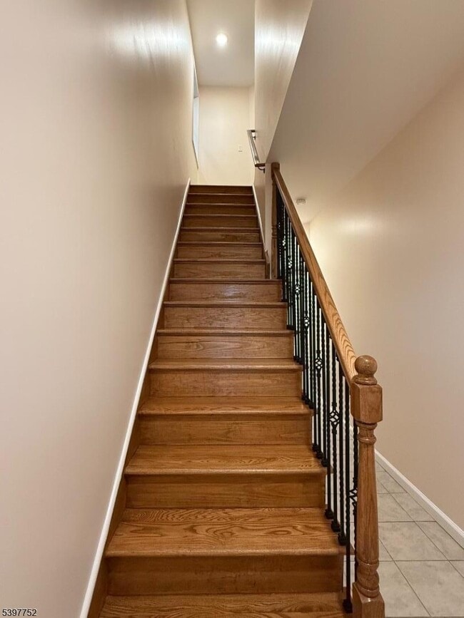 208 Walnut St in Newark, NJ - Building Photo - Building Photo