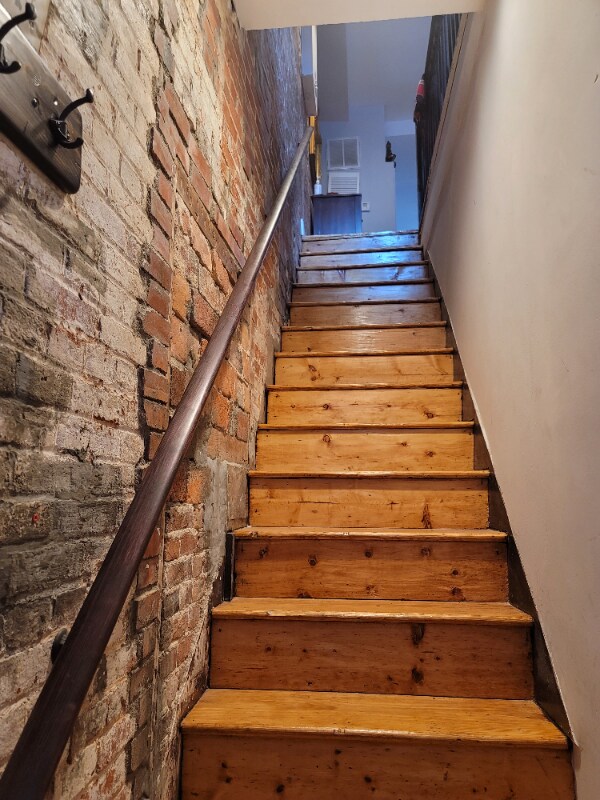 503 W Lexington St, Unit A in Baltimore, MD - Building Photo - Building Photo