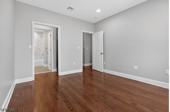 579 S 12th St in Newark, NJ - Building Photo - Building Photo