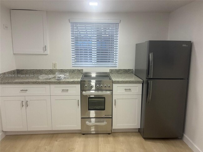 290 NW 45th Ave in Miami, FL - Building Photo - Building Photo