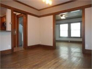 992 8th St in Marion, IA - Building Photo - Building Photo