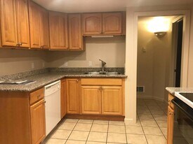 11441 Rainier Ave S in Seattle, WA - Building Photo