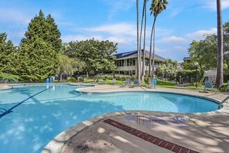 6309 Shelter Creek Ln in San Bruno, CA - Building Photo - Building Photo