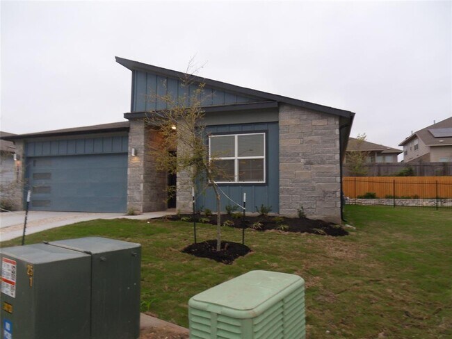 14016 Lubeck Dr in Pflugerville, TX - Building Photo - Building Photo
