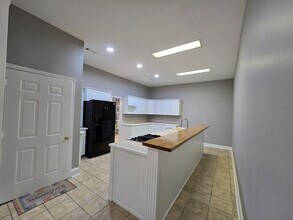 900 Race Track Rd in Sumter, SC - Foto de edificio - Building Photo