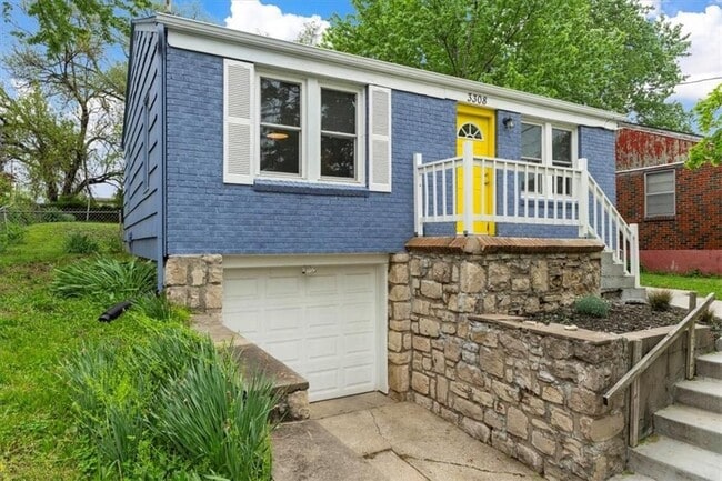 3308 Wood Ave in Kansas City, KS - Building Photo - Building Photo