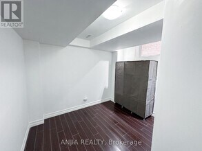 18 Balmano Rd in Markham, ON - Building Photo - Building Photo