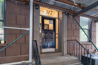 317 E 73rd St in New York, NY - Building Photo - Building Photo