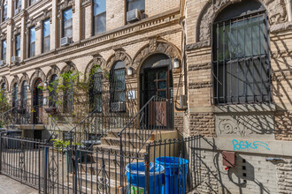 128 Saratoga Ave in Brooklyn, NY - Building Photo - Building Photo