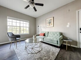 6225 Saratoga Blvd in Corpus Christi, TX - Building Photo