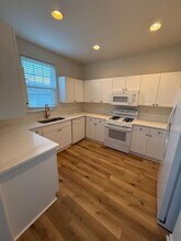 3991 Four Oaks Blvd in Tallahassee, FL - Building Photo - Building Photo