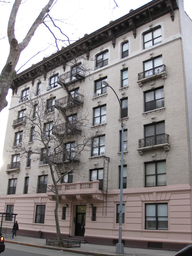 Ida Apartments in Brooklyn, NY - Building Photo - Building Photo