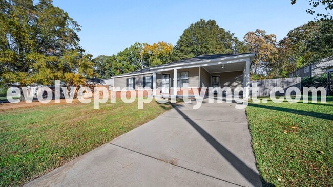 3712 Firethorne Dr in Memphis, TN - Building Photo - Building Photo