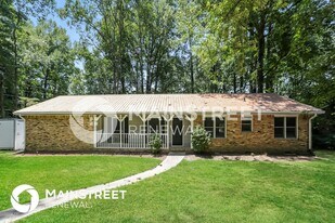 2673 Green Valley Ct in Snellville, GA - Building Photo