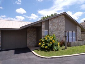 106 Dawn in Horseshoe Bay, TX - Building Photo