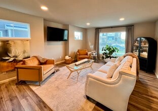 9751 Watts Rd in Verona, WI - Foto de edificio - Building Photo
