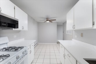 5740 East Ave in Countryside, IL - Building Photo - Building Photo