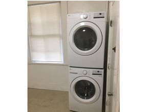 4 Adella Pl in Boston, MA - Building Photo - Building Photo