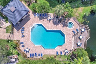 1618 NW 81st Way in Plantation, FL - Building Photo - Building Photo