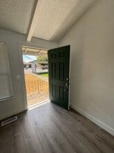 1366 S Ivy St in Cornelius, OR - Building Photo - Building Photo