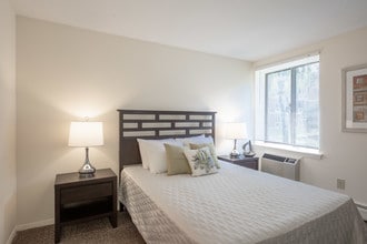 Montcalm Heights Apartments in Chicopee, MA - Building Photo - Interior Photo