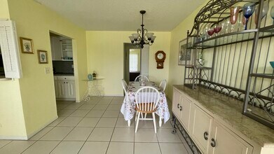 3 Waltham A in West Palm Beach, FL - Building Photo - Building Photo