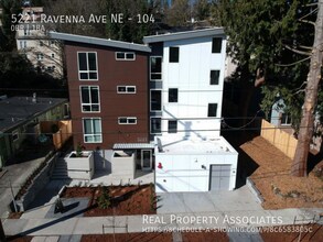 mn5221 in Seattle, WA - Building Photo - Interior Photo