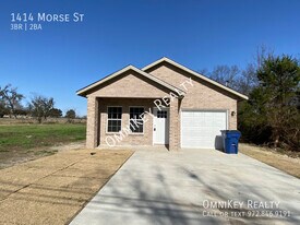 1414 Morse St in Greenville, TX - Building Photo