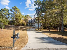 607 Mayapple Ln in Hubert, NC - Building Photo - Building Photo