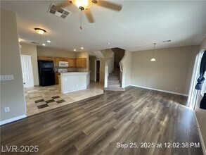 6639 Tumbleweed Ridge Ln in Henderson, NV - Building Photo - Building Photo