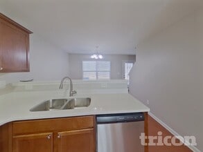 9425 Macquarie Ln in Charlotte, NC - Building Photo - Building Photo