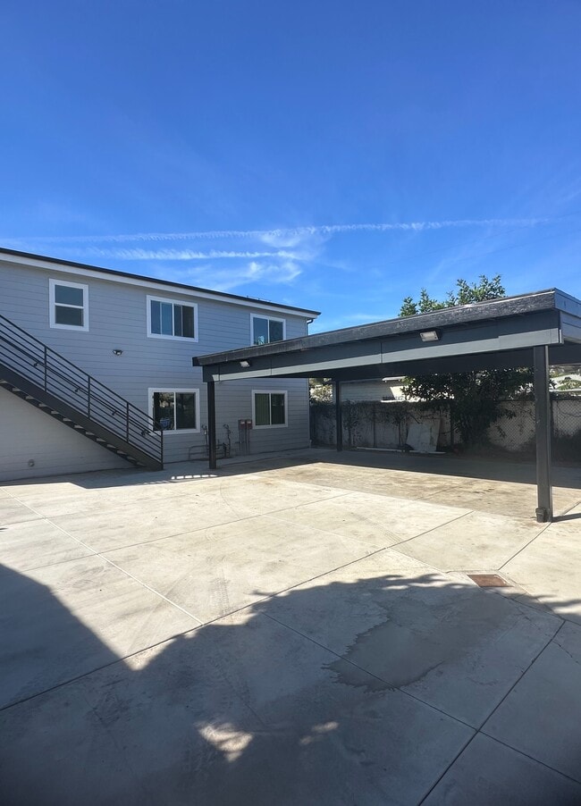 property at 522 W 168th St