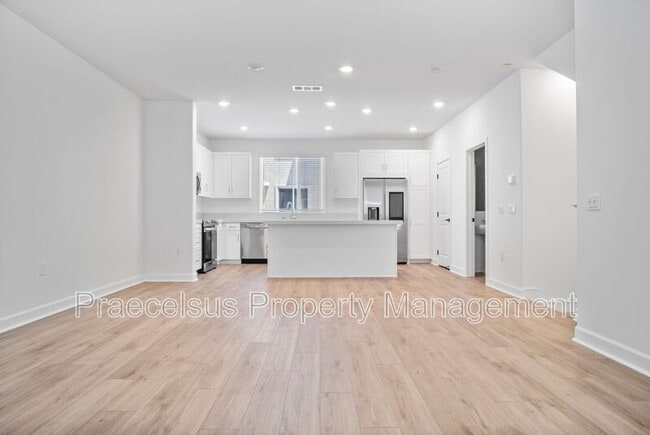 824 Makani St in Chula Vista, CA - Building Photo - Building Photo