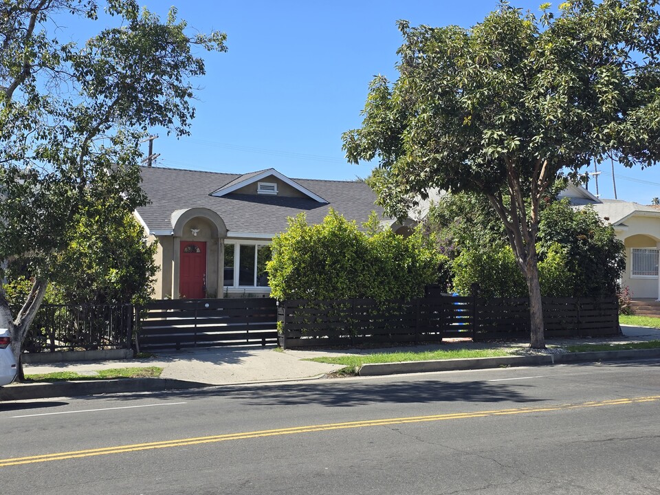 747 N Wilton Pl, Unit 747 in Los Angeles, CA - Building Photo