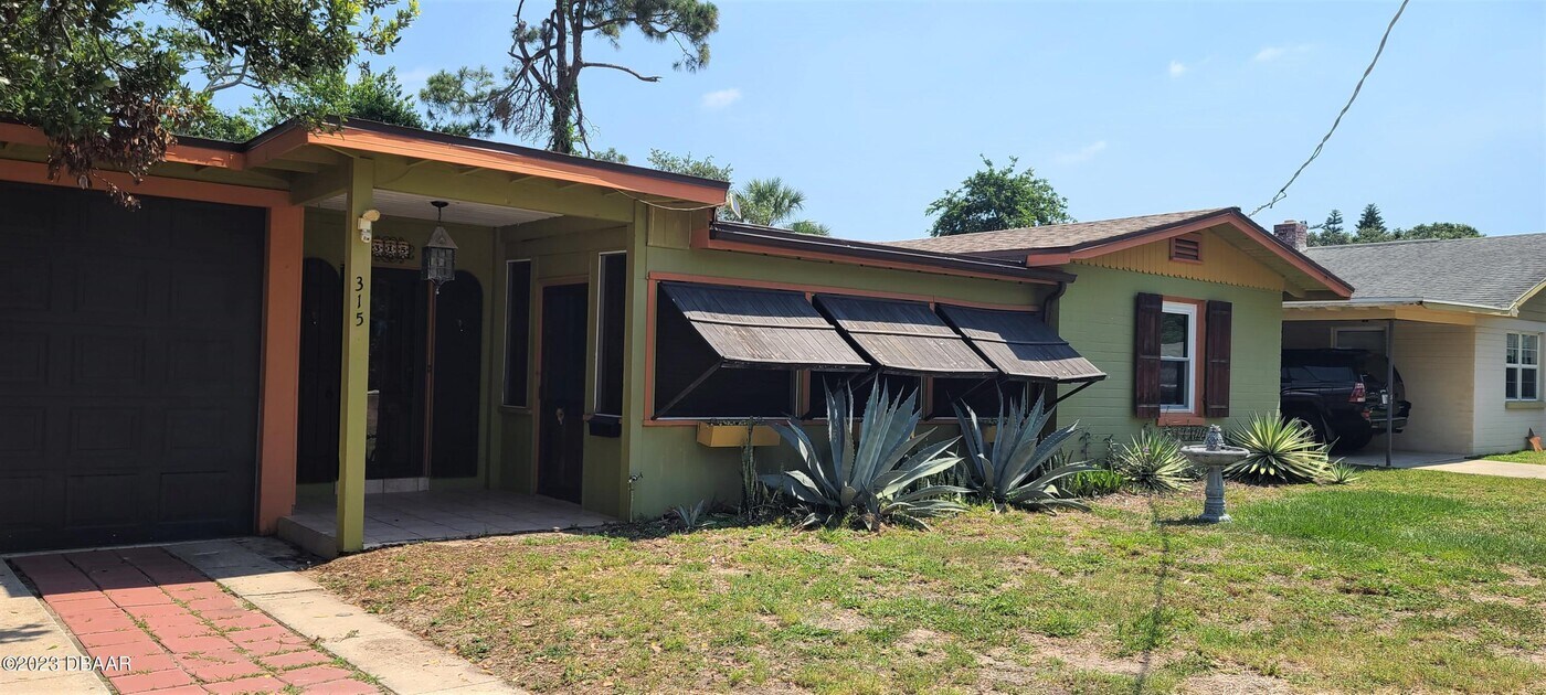 315 Golf Blvd in Daytona Beach, FL - Building Photo