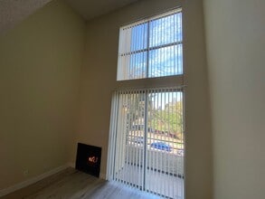 3715 S Canfield Ave in Los Angeles, CA - Building Photo - Building Photo