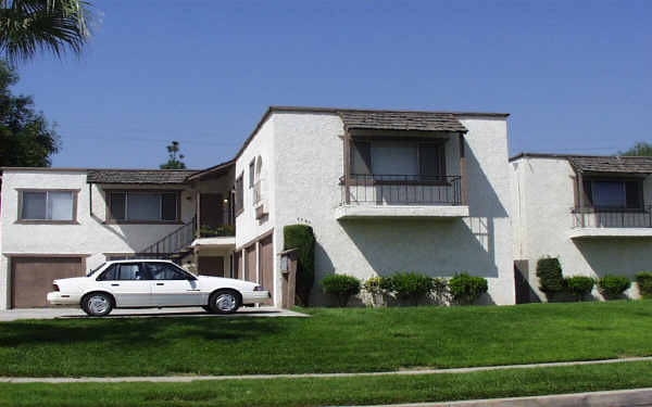 9230 Wheeler Ct in Fontana, CA - Building Photo - Building Photo