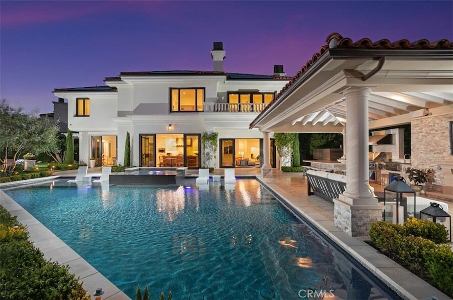 5 Windemere Ct in Newport Beach, CA - Building Photo