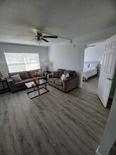 New Smyrna Beach Apartments in New Smyrna Beach, FL - Foto de edificio - Building Photo