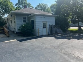4052 Old Grand Ave in Gurnee, IL - Building Photo - Building Photo