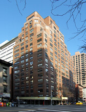 330 3rd Ave in New York, NY - Foto de edificio - Building Photo