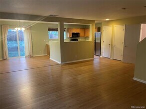 2383 E 110th Dr in Northglenn, CO - Foto de edificio - Building Photo