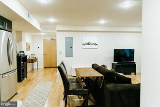 1430 South St in Philadelphia, PA - Building Photo - Building Photo