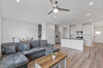 10116 Penryn Frst Trl in Houston, TX - Building Photo - Building Photo