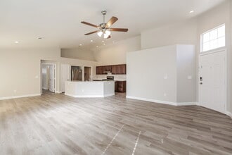 4037 W Delhi Ave in North Las Vegas, NV - Building Photo - Building Photo