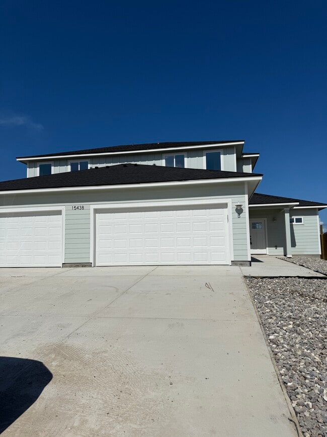 property at 15438 Cruiser St