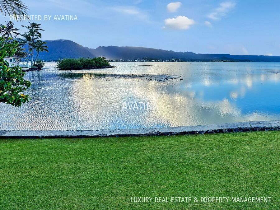 44-327-327 Kaneohe Bay Dr in Kaneohe, HI - Building Photo