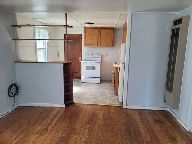 property at 220 15th St S