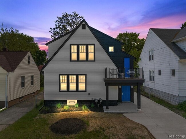 308-310 E Harry Ave in Hazel Park, MI - Building Photo - Building Photo